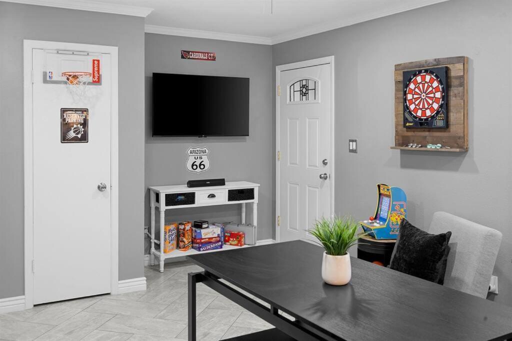 Modern Tempe Home With Heated Pool, Asu 外观 照片